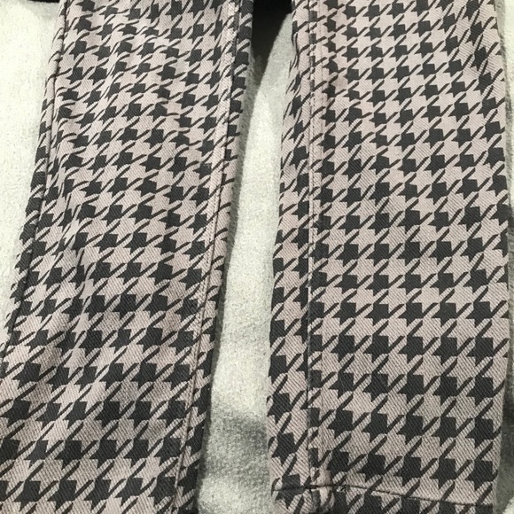 Hue Size M jeans houndstooth blk/grey EUC (19) - Picture 2 of 5